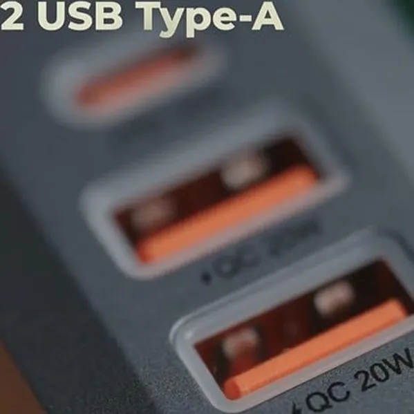 فروشگاه آنلاین نخلینو   - شارژر فندکی گرین لاین Triple QC And PD 100W